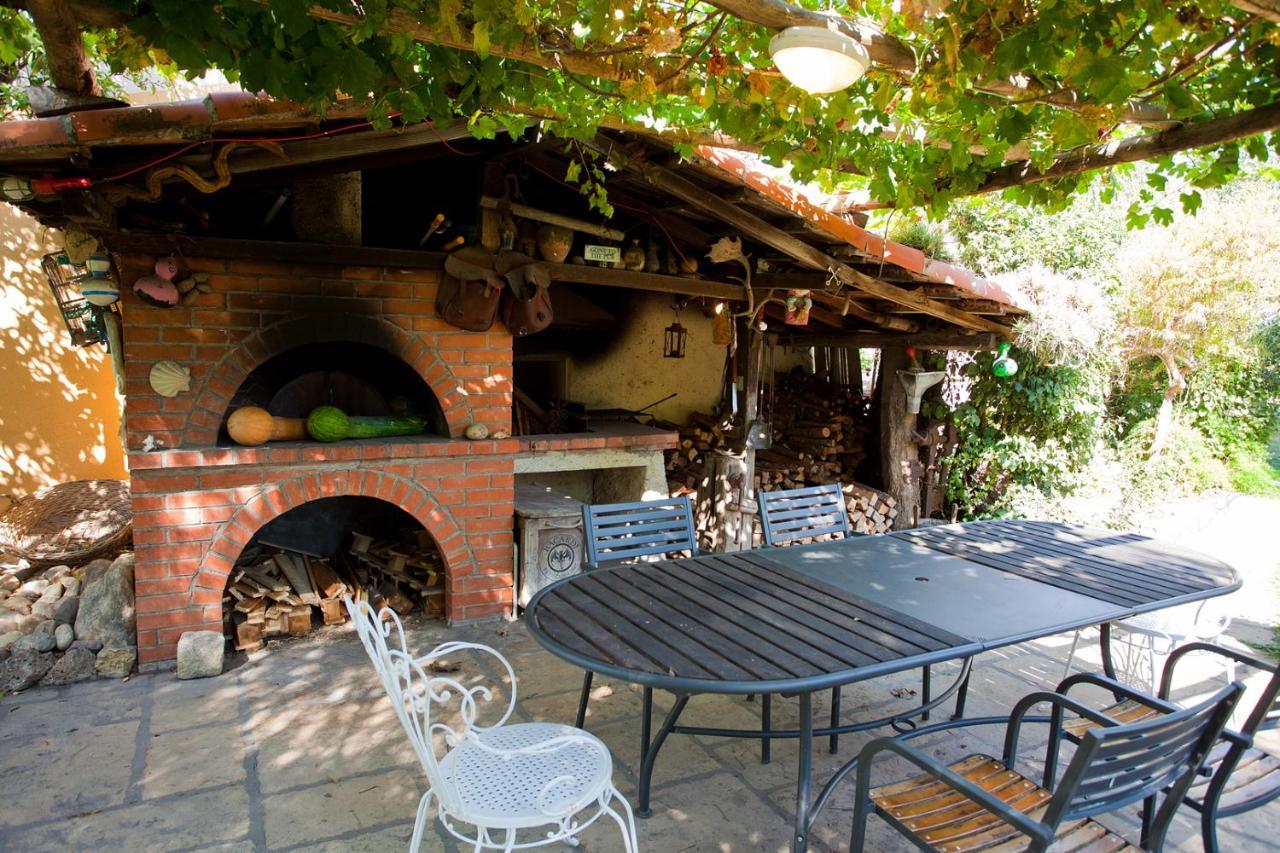 Гостевой дом Casa Zafferano Альбенга Экстерьер фото