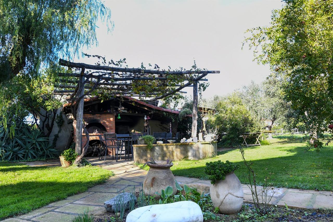 Гостевой дом Casa Zafferano Альбенга Экстерьер фото
