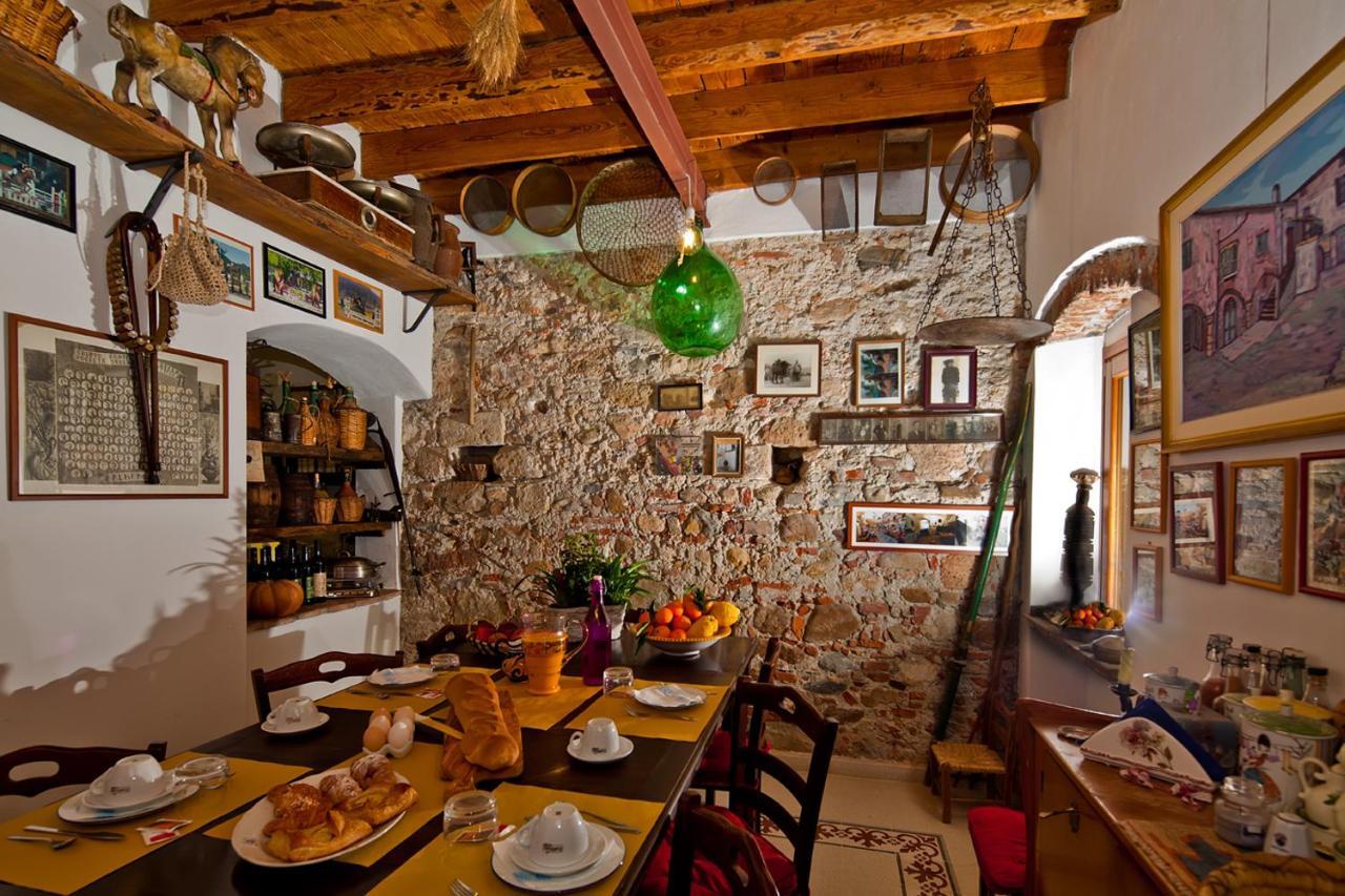 Гостевой дом Casa Zafferano Альбенга Экстерьер фото