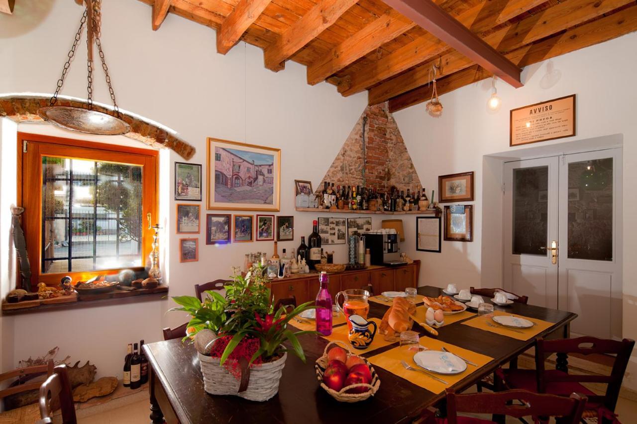 Гостевой дом Casa Zafferano Альбенга Экстерьер фото